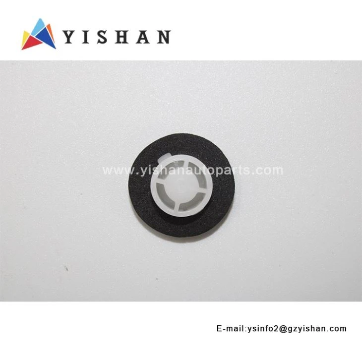 3 ISUZU 4HK1 Front Panel Grommet